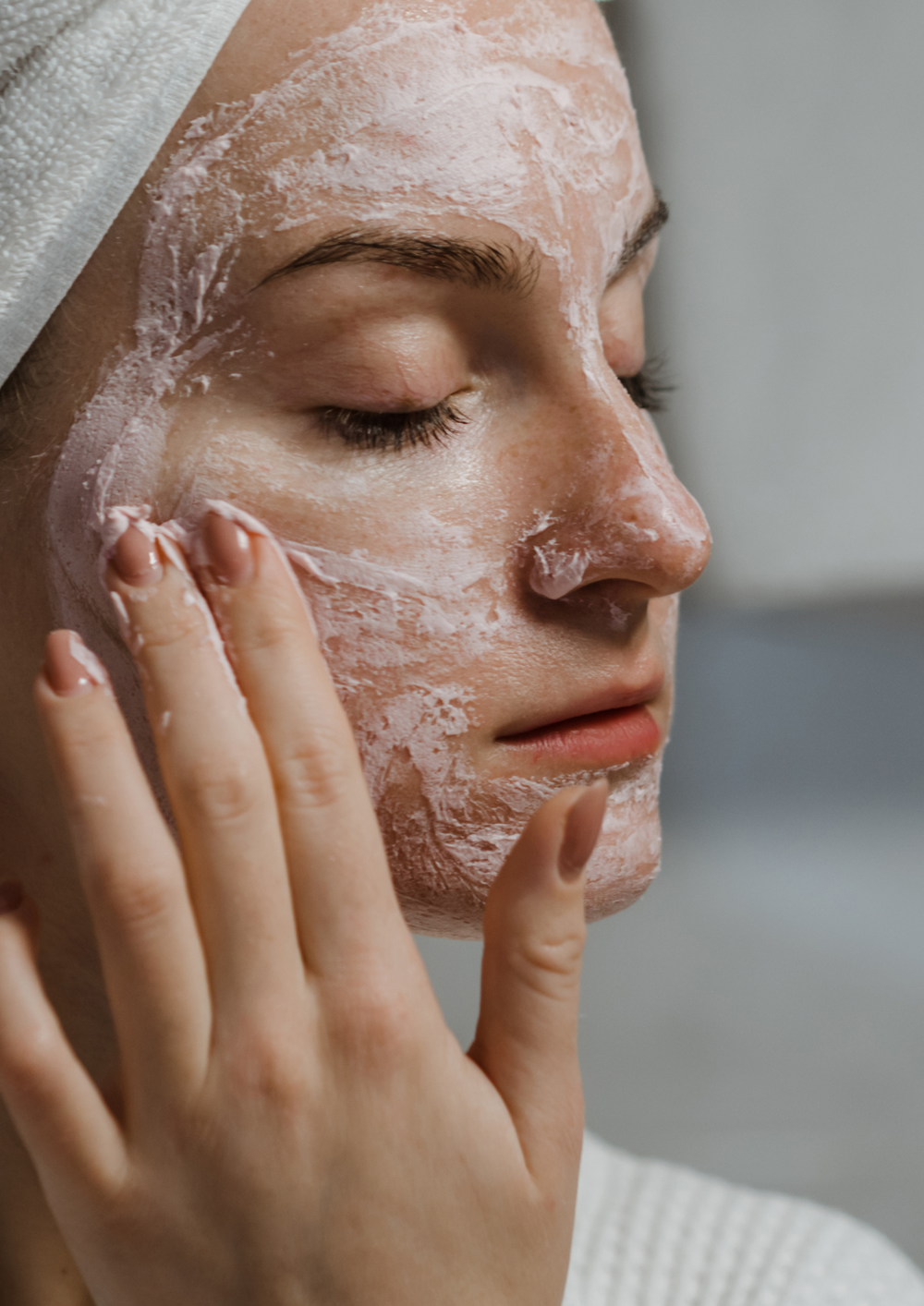 HOW TO RESTORE YOUR SKIN'S NATURAL BALANCE